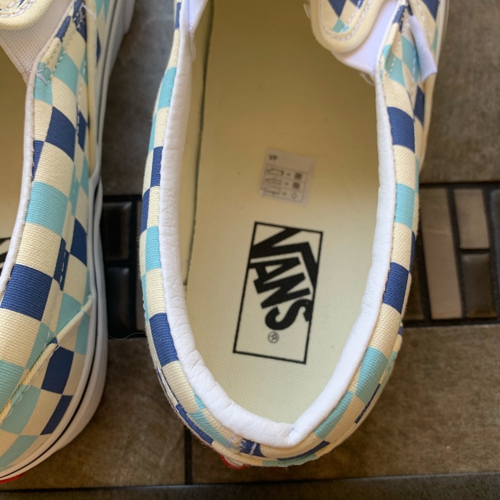Vans checkerboard slip on •BRAND NEW • NEVER WORN - Picture 12 of 13